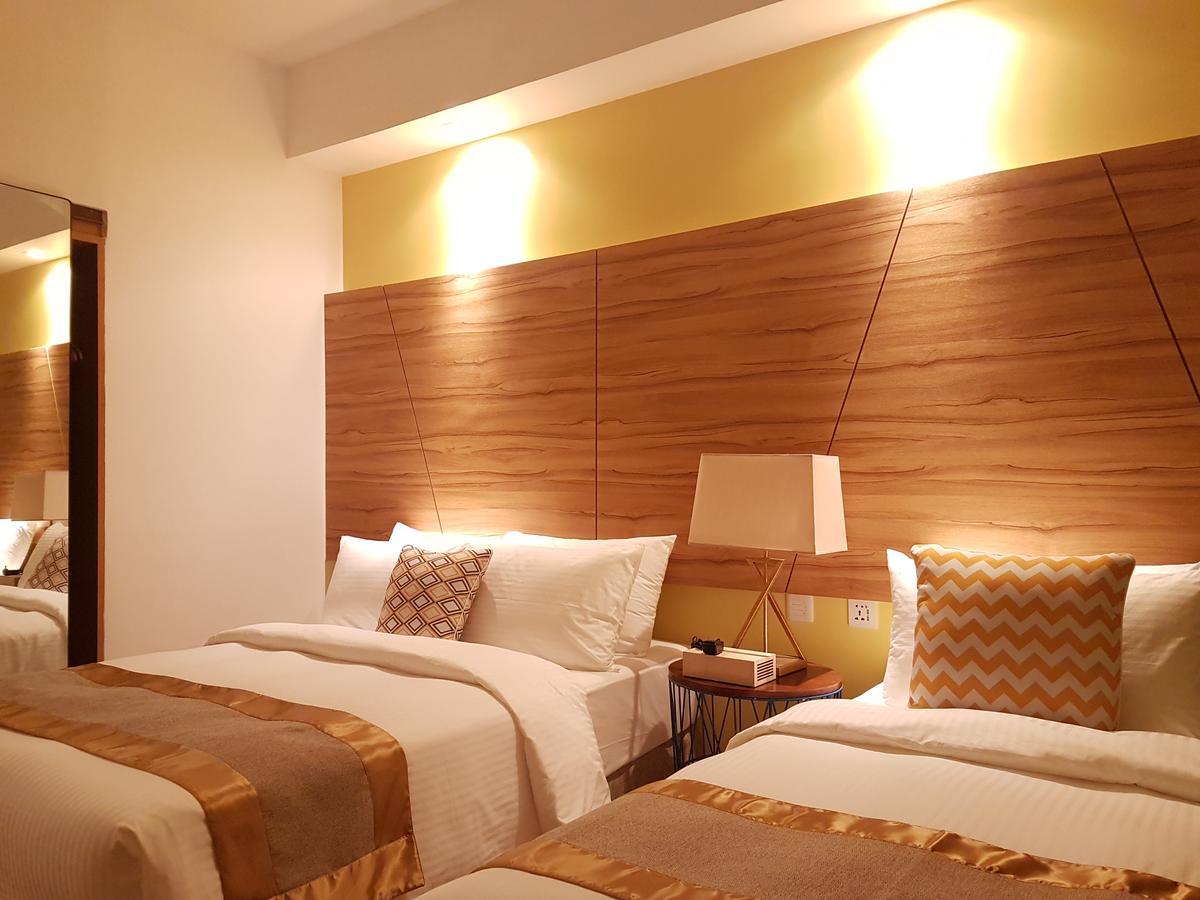 Ferra Hotel And Garden Suites Balabag  Luaran gambar
