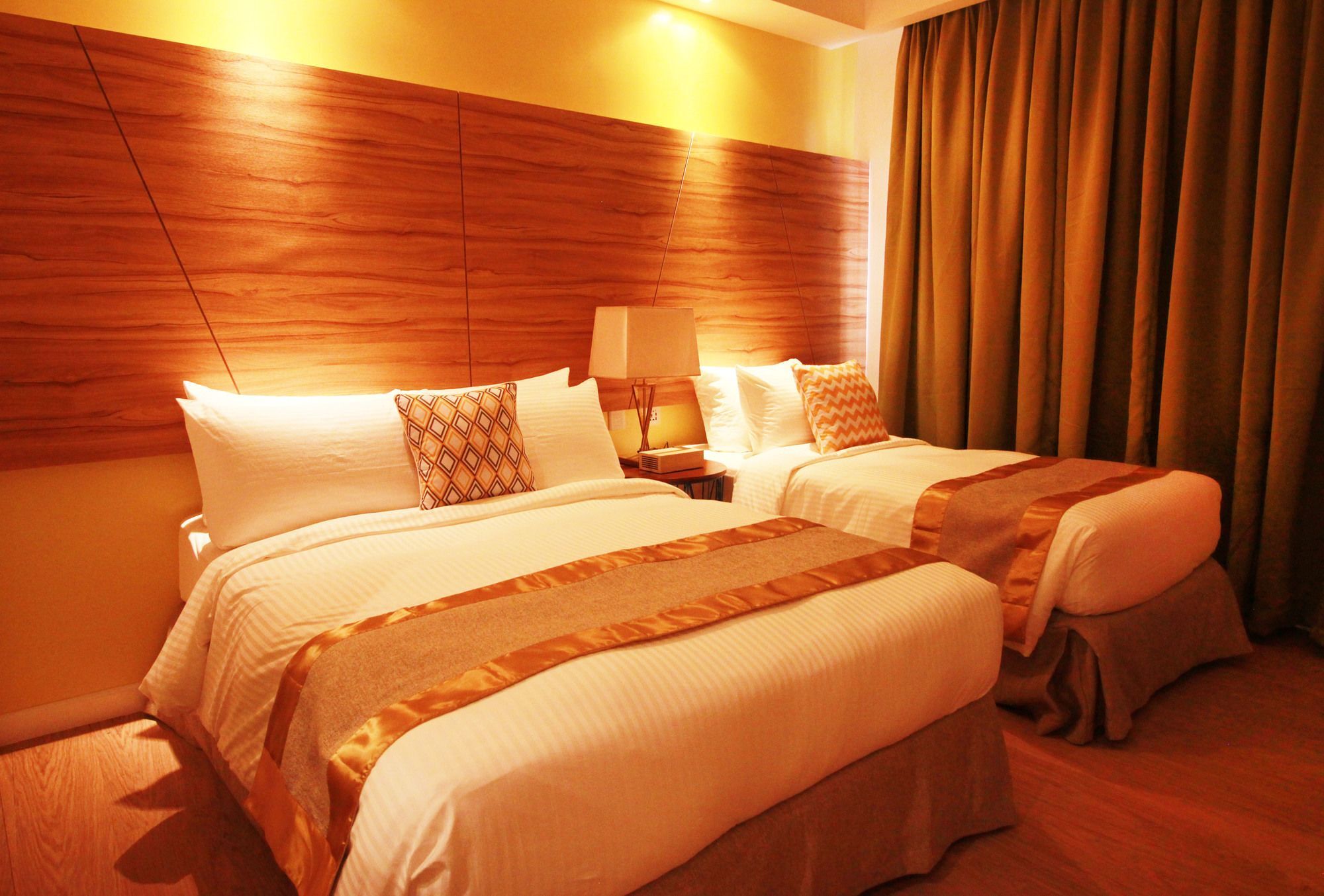 Ferra Hotel And Garden Suites Balabag  Luaran gambar