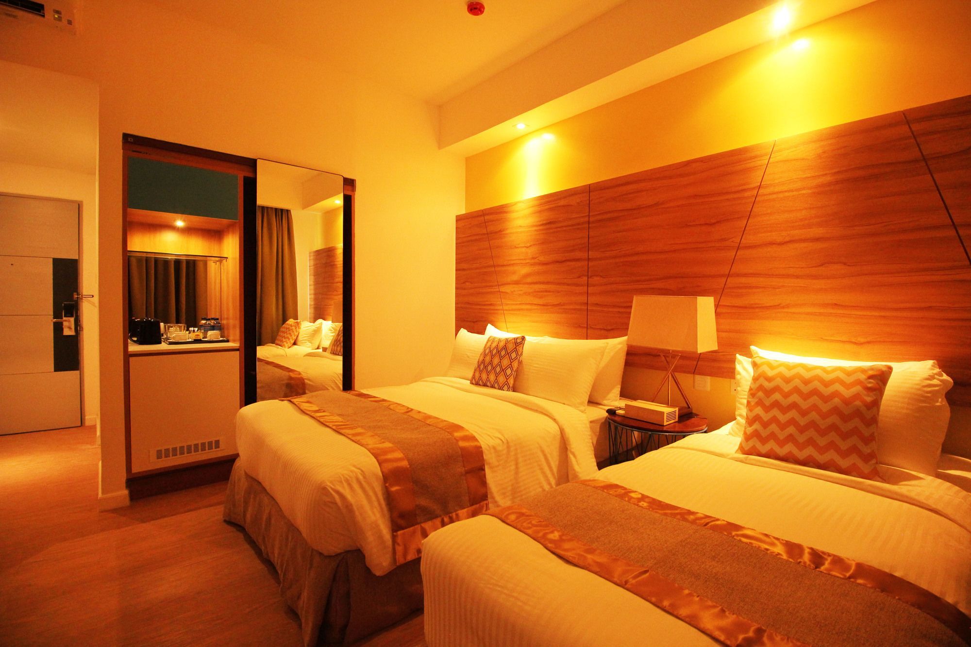 Ferra Hotel And Garden Suites Balabag  Luaran gambar